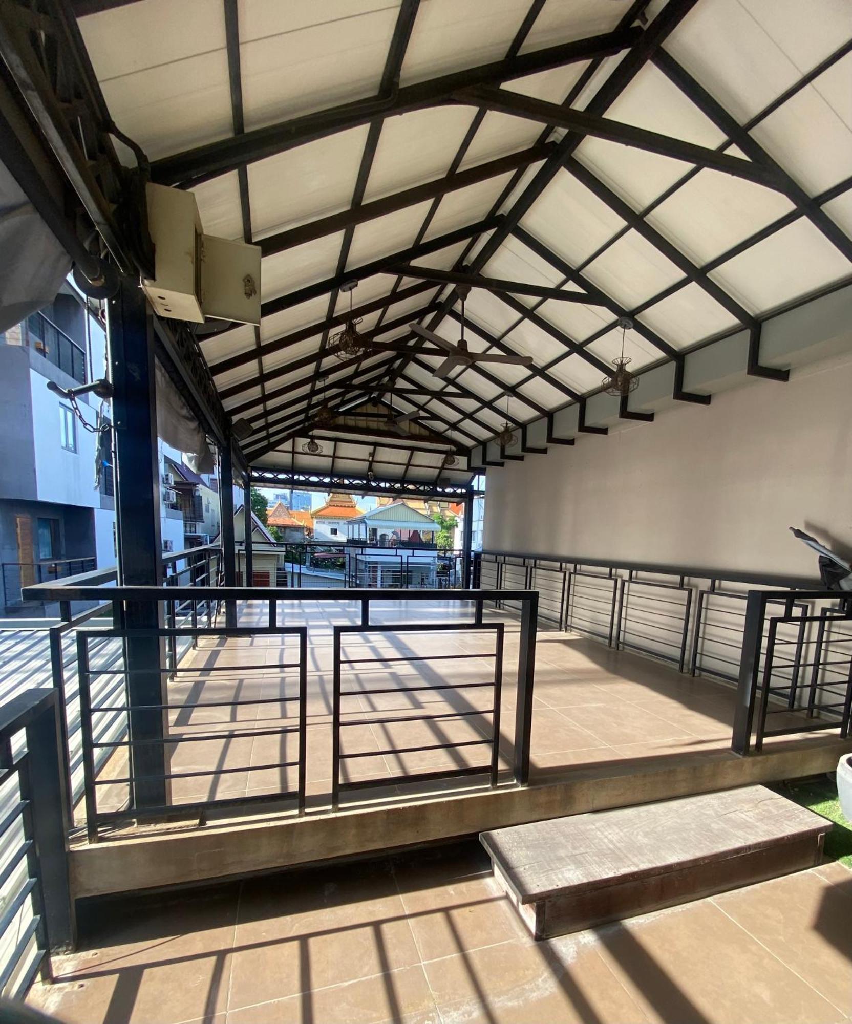 Hostel Fuji プノンペン エクステリア 写真