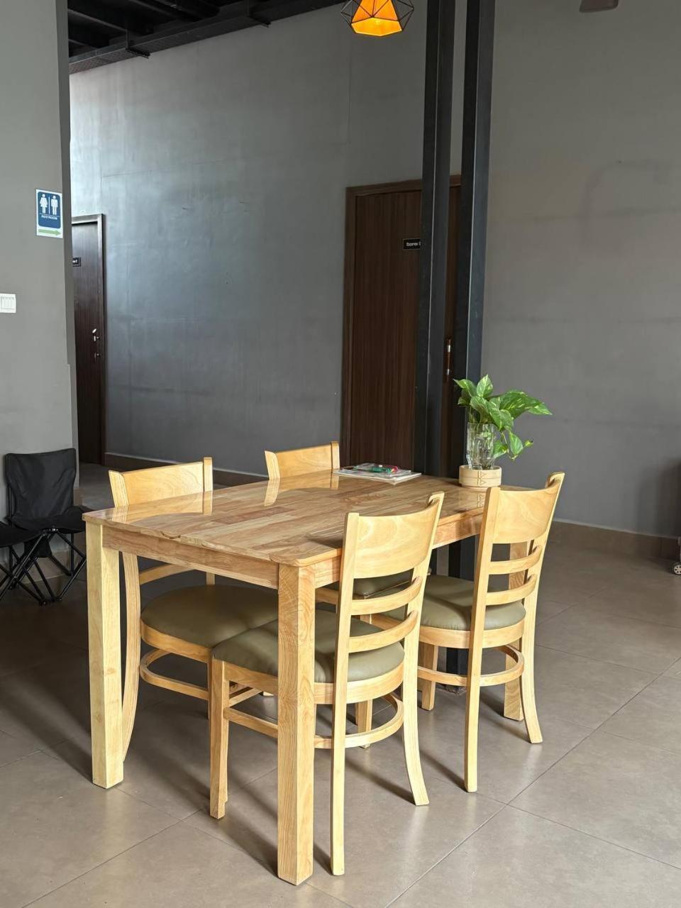 Hostel Fuji プノンペン エクステリア 写真